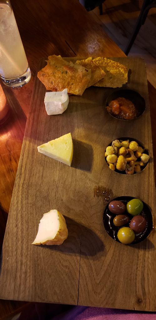 Bardea - Cheeseboard